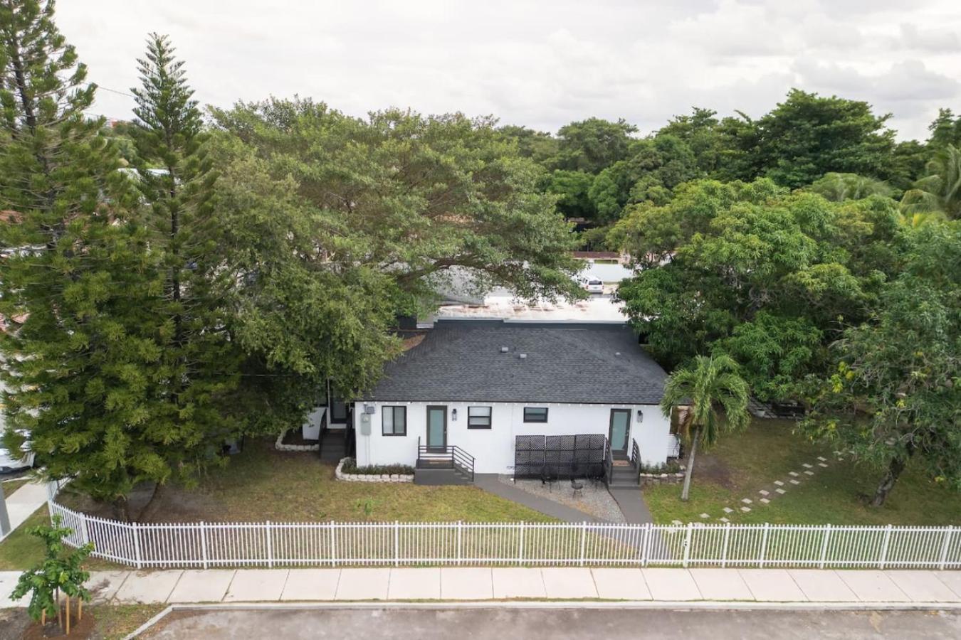 Сasa de vacaciones Wynwood Beautiful Art Deco With 4 Bedroom Miami
